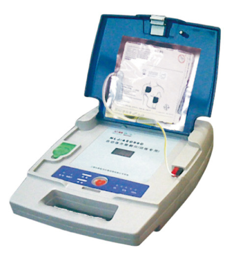 Eğitim için Manikinli Onaylanmış Taşınabilir Otomatik Harici Defibrilatör Makinesi